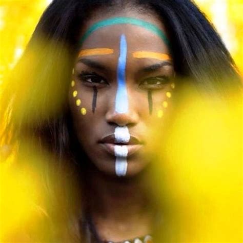 In Africa Para Pintar La Cara Maquillaje Africano Maquillaje Tribal