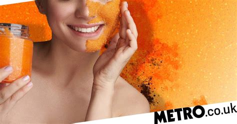 how to make a homemade face mask from your leftover pumpkin pulp