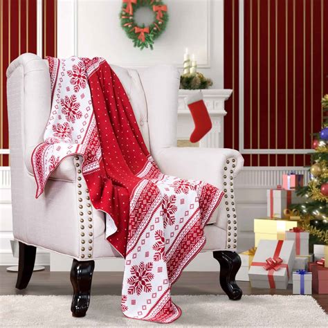 cozy christmas blankets  curling    couch