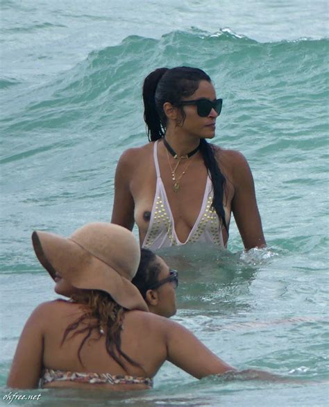 claudia jordan nip slip exposing her tit in the ocean of miami beach