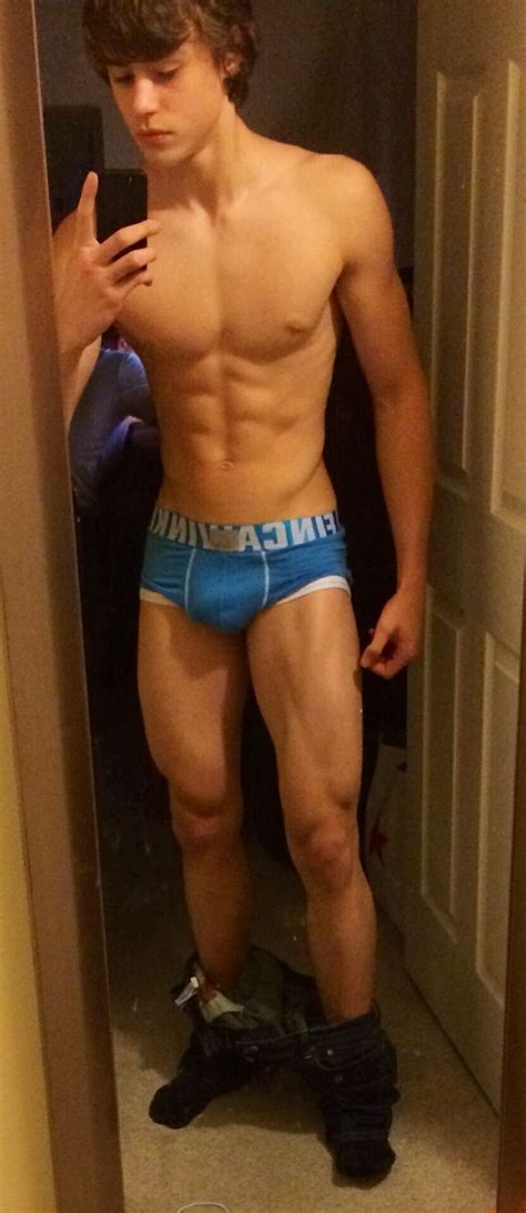 nice muscular legs blue briefs twink selfies