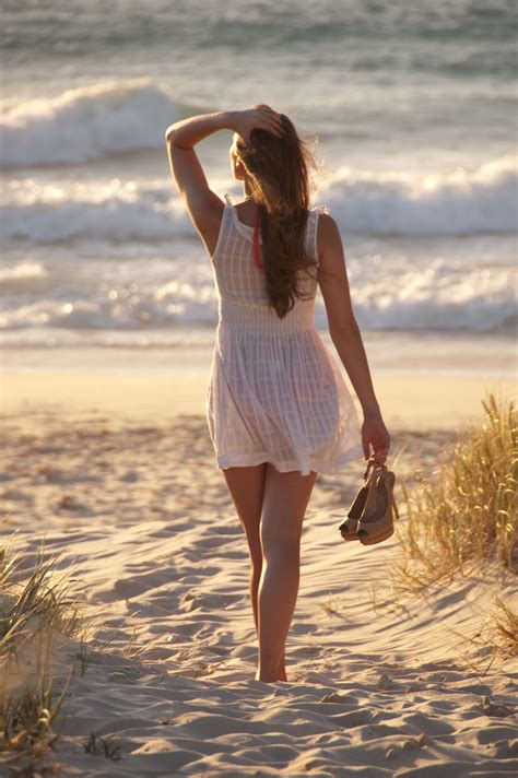 beach shoot photography poses women photography poses girl photography