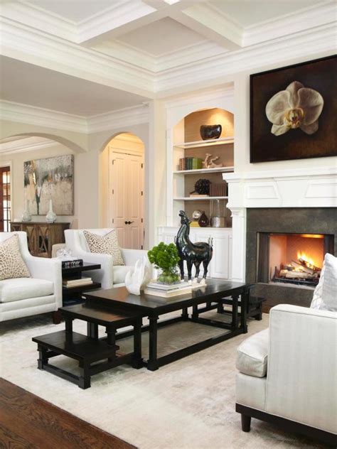 25 Relaxed Transitional Living Room Design Ideas