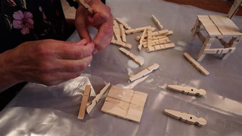 creatieve opdracht voor kinderen houten stoeltje maken van wasknijpers youtube