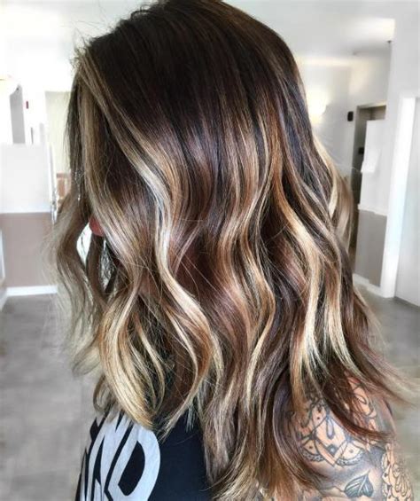 20 natural looking brunette balayage styles