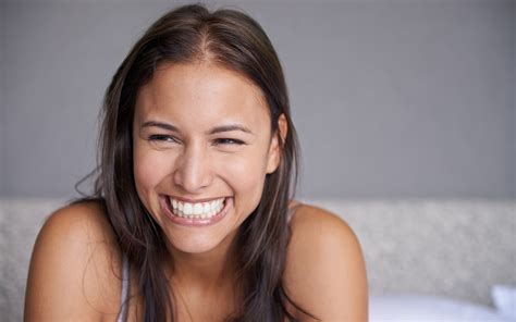 winning smile 5 reasons why smiling is good for you
