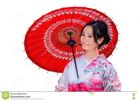 Jeune Femme Japonaise D Isolement Dans La Robe Rose De Kimono Photo