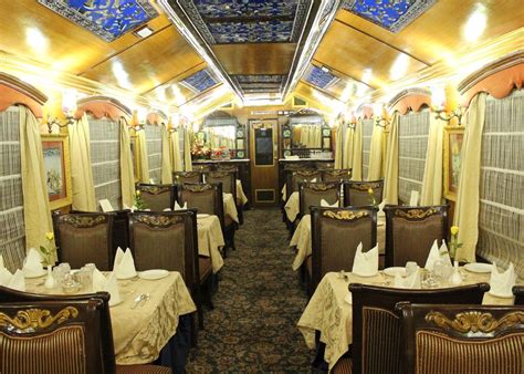 luxury rail travel  rajasthan   palace  wheels audley