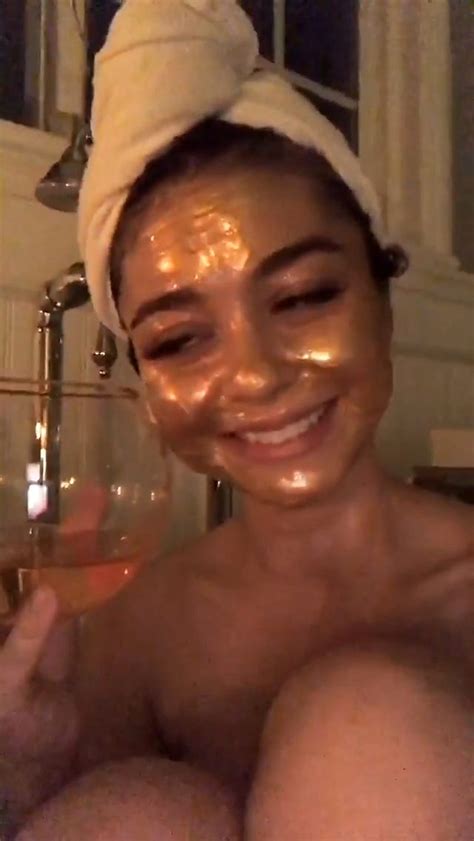 sarah hyland new leaked nude and topless photos in bathtub