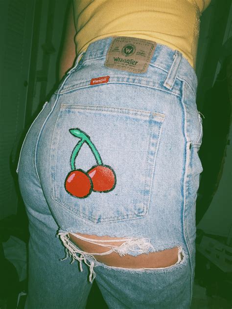 Painted Cherry On Jean Pocket Rip On Jean Butt Painted Shorts
