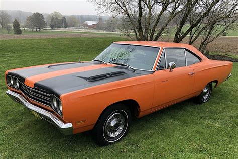 plymouth road runner spent decades  storage     play
