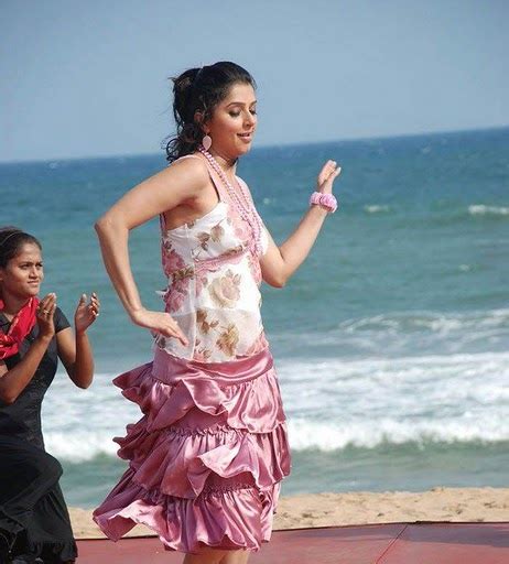 hot porn adult actress bhoomika glamour dance photo