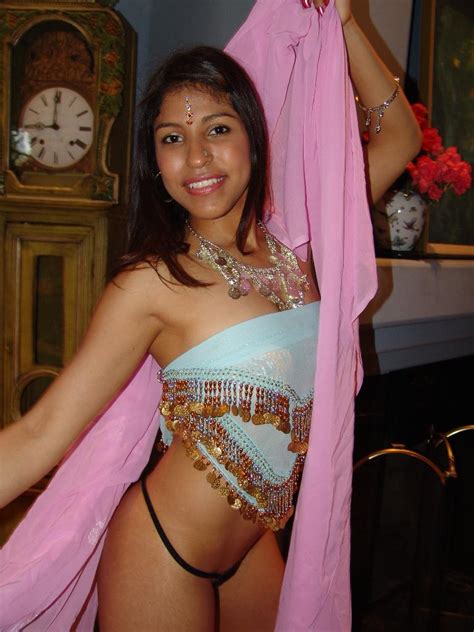 cute indian pornstar mehla strips off to br xxx dessert picture 4