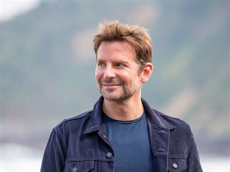 bradley cooper biography wiki wife net worth brother