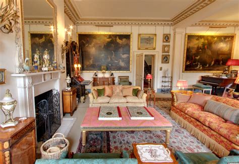 Inside Clarence House Prince Charles’ Home The Garden Room Scene Therapy