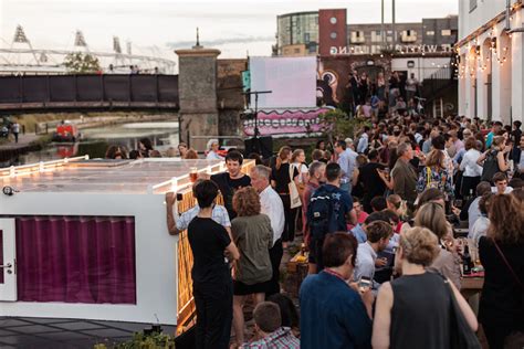 London S Floating Cinema Returns Book Your Tickets Now Londonist