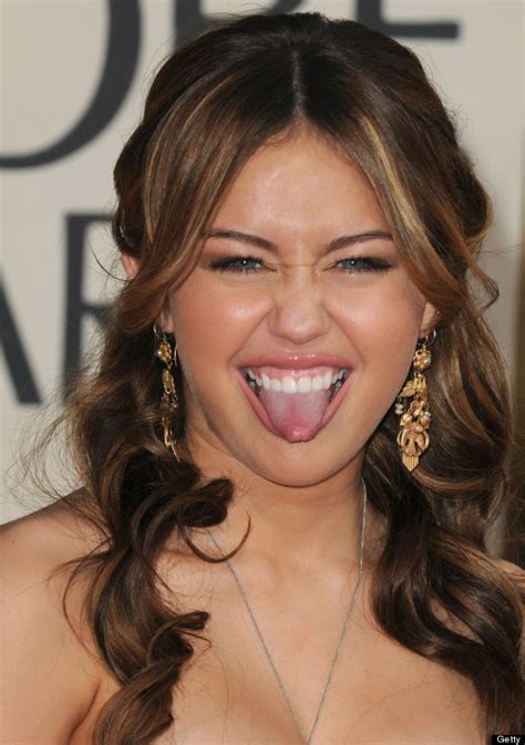 Miley Cyrus Can T Seem To Keep Her Tongue In Her Mouth Photos Huffpost
