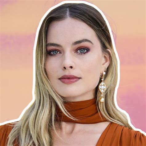 margot robbie doesnt     anymoreher face  changed   shefinds