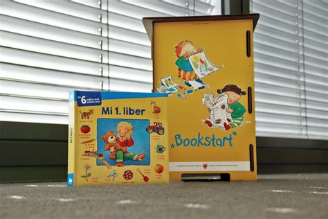bookstart angebot  ladinischen kinderbuechern ausgebaut alle news