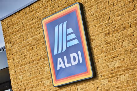 aldi  spend  additional bn  year  british suppliers   aldi uk press office