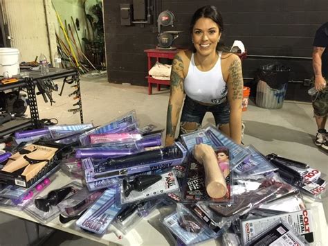 kayla jane danger builds 7 foot tall darth vader statue out of dildos