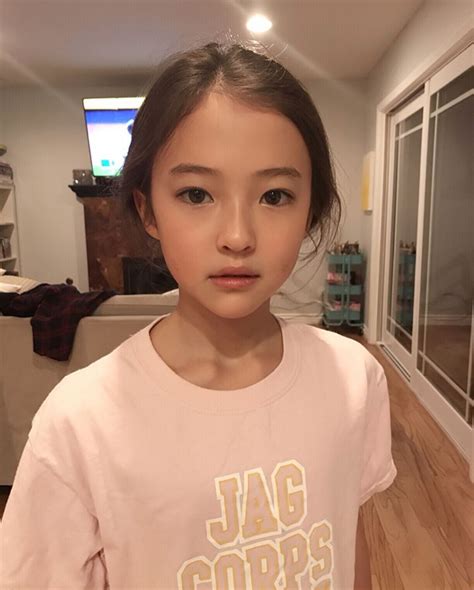 this 9 year old korean american girl is going viral right now for her