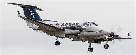 beech king air   tail aircraft recognition guide