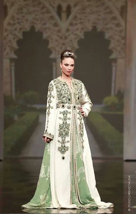 caftan moroccan images  pinterest caftan marocain abayas  caftans