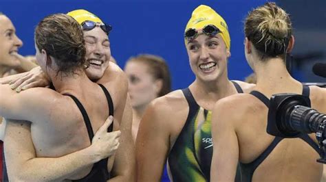 swimming at tokyo olympics australia breaks women s 4x100m freestyle