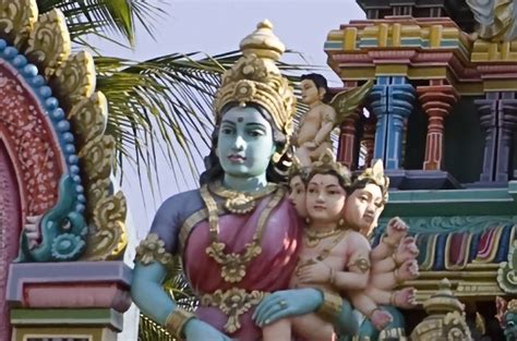 devi skandamata  form  goddess  mother  skanda hinduism outlook