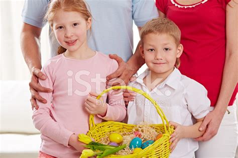 easter  family stock photo royalty  freeimages