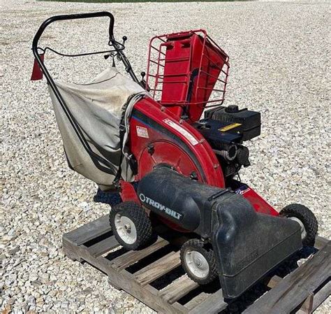 Troy Bilt 5 Hp Chipper Vac Runs Schneider Auctioneers Llc