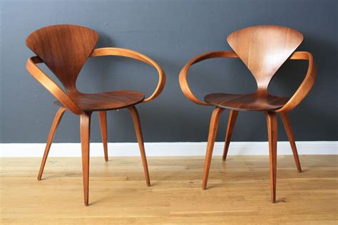 pair  vintage cherner pretzel chairs mid century modern chair