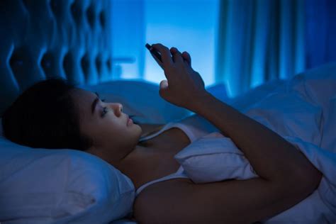 Using Your Phone Right Before Bed May Cause Cancer Communicating