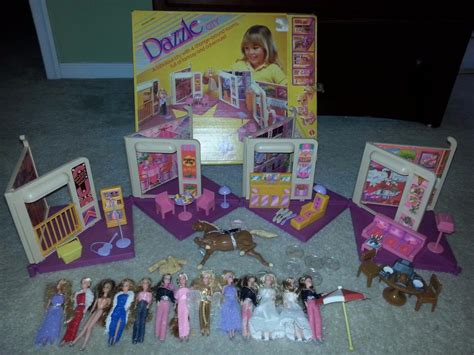 vintage dazzle dolls dazzle city playset mattel  wbox huge lot