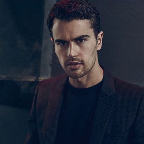 Pin On Theo James