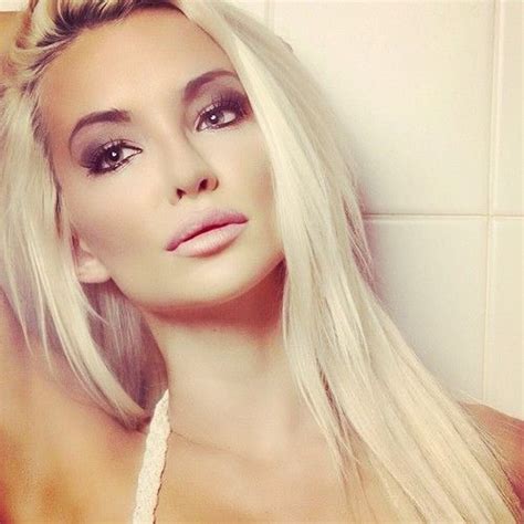 117 Best Images About Lindsey Pelas On Pinterest The