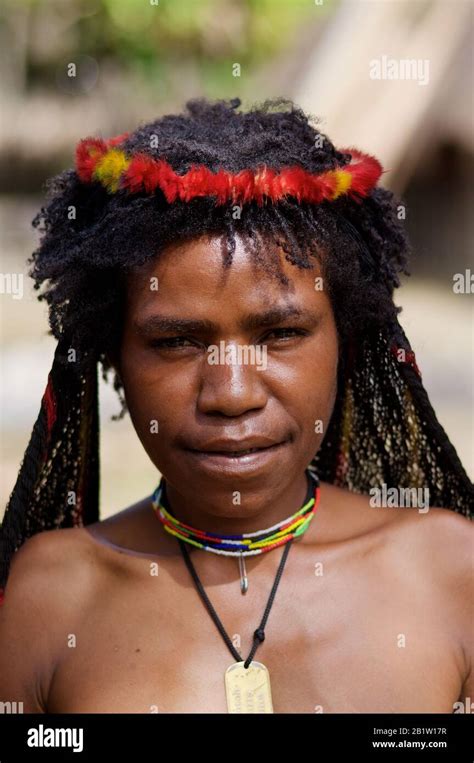 papua girl from dani tribe jiwika village baliem valley occidental