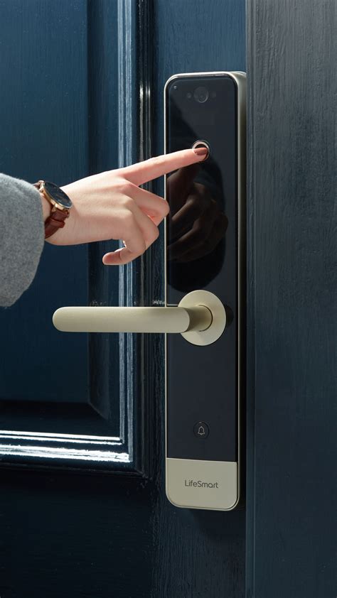 smart door lock if world design guide