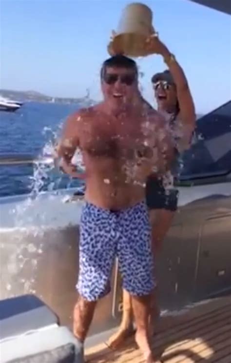 Celebrity Ice Bucket Challenges 10 Of The Best From Chris Pratt To