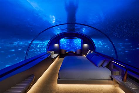 deep dive   worlds  underwater hotel