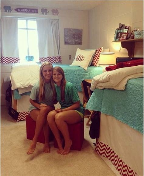 getting along with your college roommate dorm college and dorm room