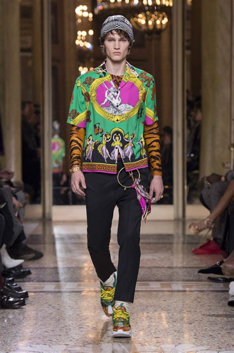versace fall winter 2018 men s collection the skinny beep