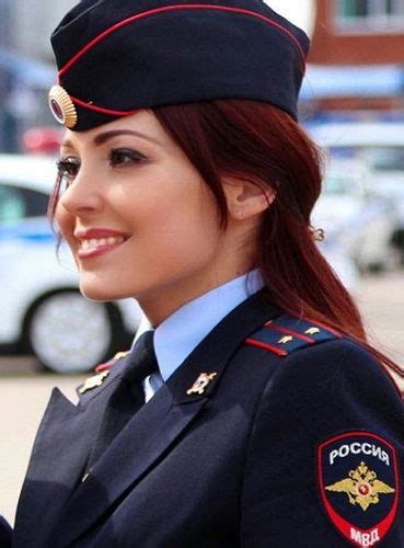 Officer In Dress Uniform With Images Military Women