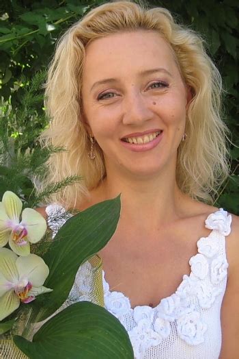 Ukrainian Single Zhanna Grey Eyes 52 Years Old Id8143