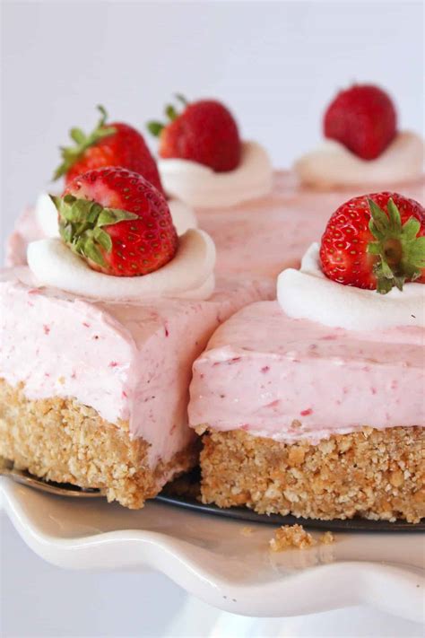 easy  bake strawberry cheesecake practically homemade