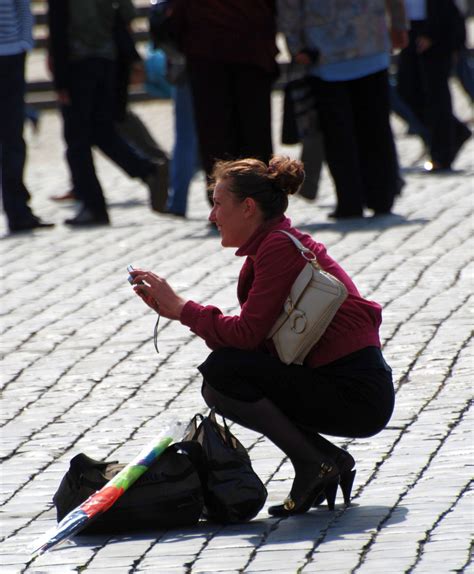 Fotos Gratis Peatonal Persona Gente Niña Mujer Calle Ciudad