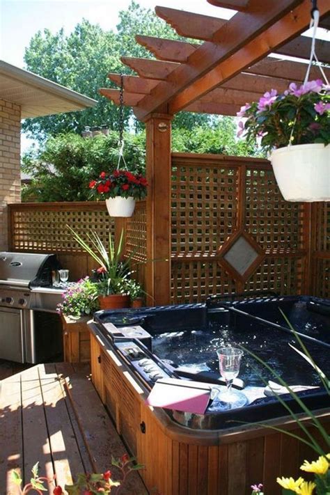 35 Cozy Outdoor Hot Tub Cover Ideas You Can Try Home