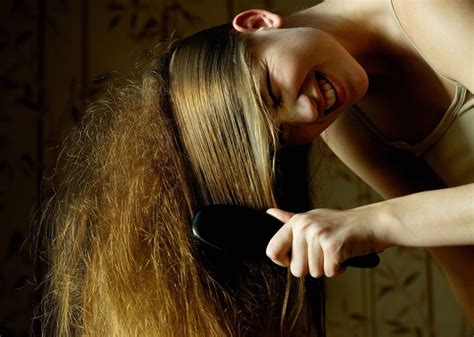 best frizzy hair tips how to get rid of frizzy hair