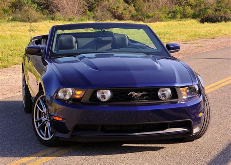 ford mustang gt convertible trims specs carbuzz